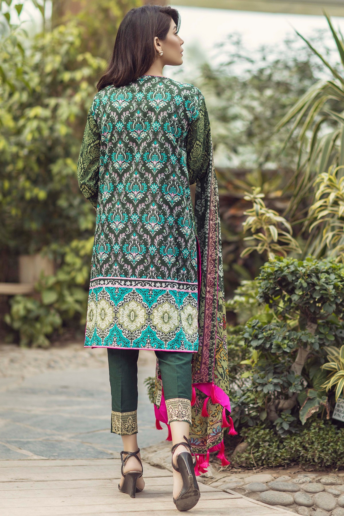 Ready to Wear Embroidered Pakistani Chiffon Suit by Alkaram Sale