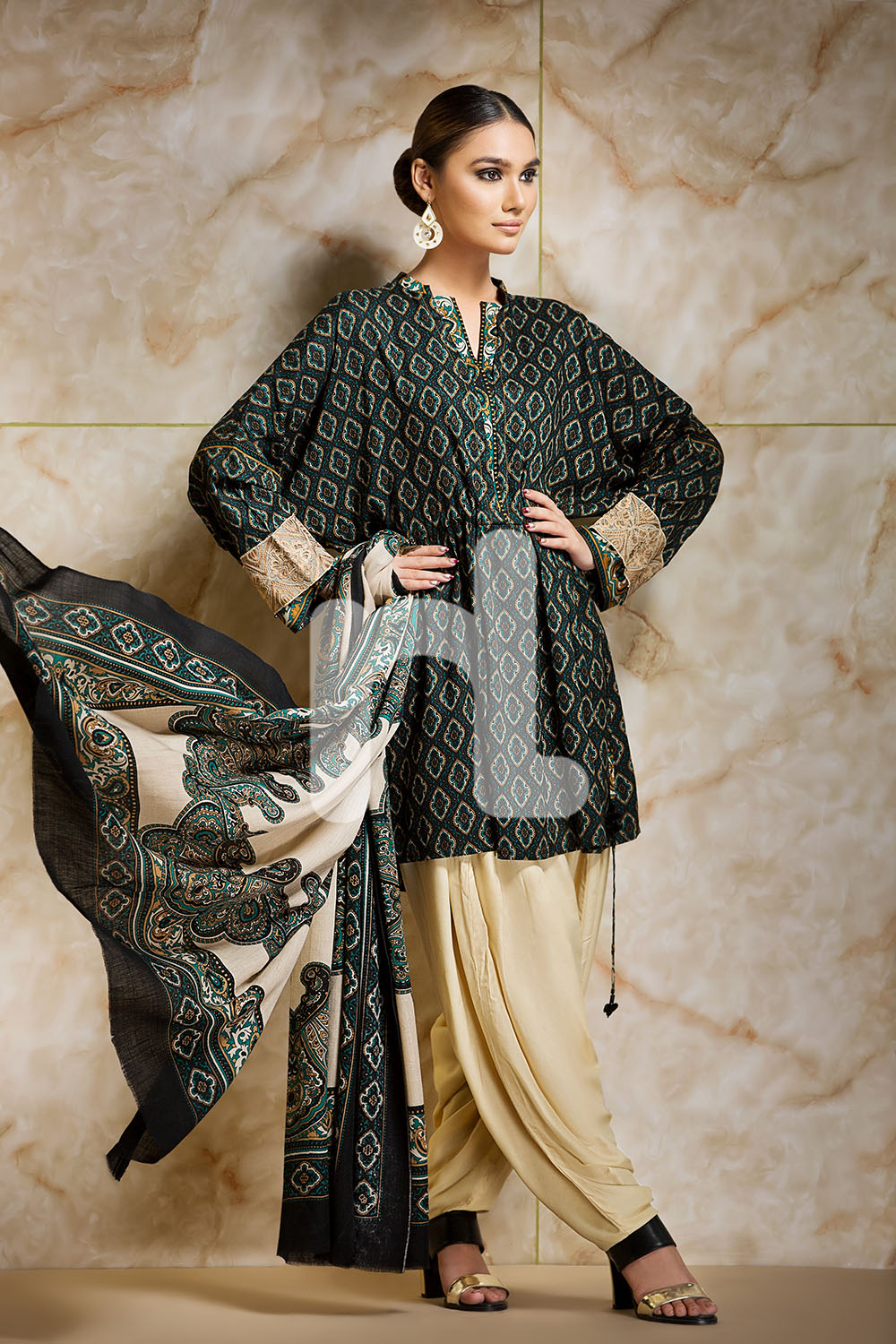 Embroidered Unstitched 3 Piece Pakistani Linen Dress On A Discount Price For Shopping Online By Nishat Linen Winter Collection 2019