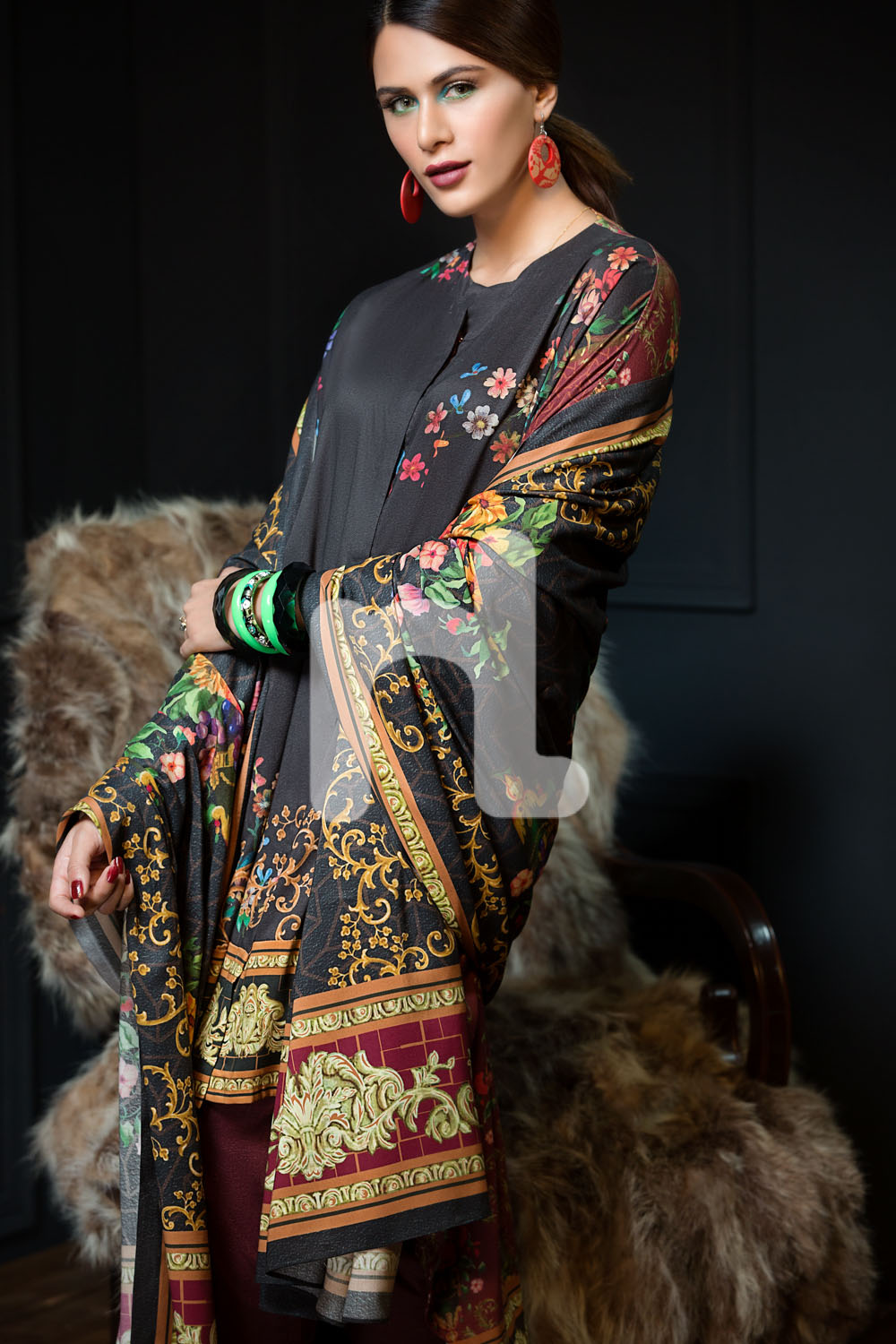Embroidered Unstitched Black Linen 3 Piece Pakistani Dress On A Discount Price For Shopping Online By Nishat Linen Winter Collection 2019