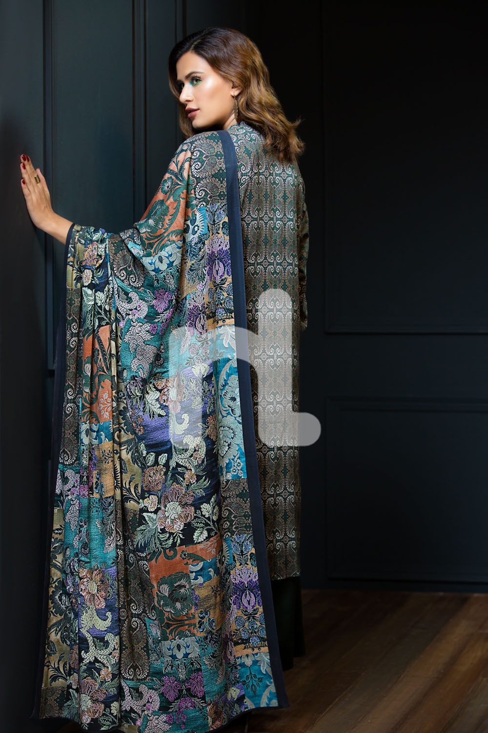 Green Printed Unstitched 3 Piece Linen Pakistani Dress On A Discount Price For Shopping Online By Nishat Linen Winter Collection 2019