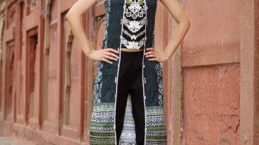 Saroni Clothing Embroidered Suit