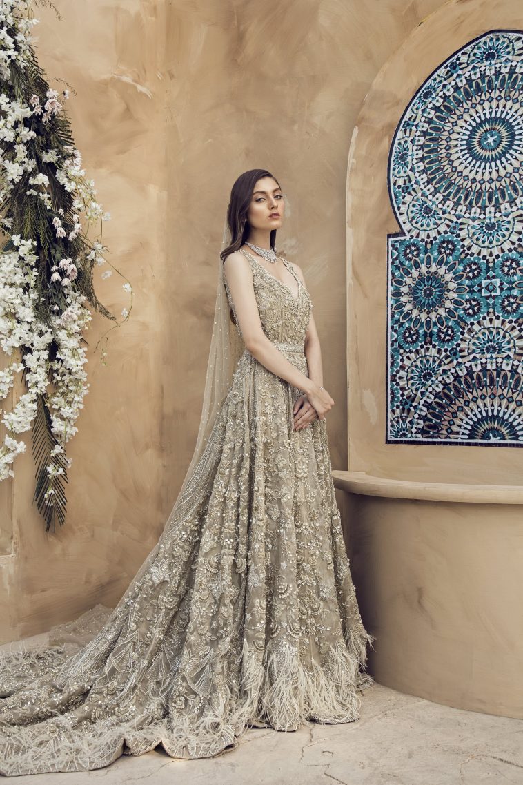 pakistani wedding lehenga online