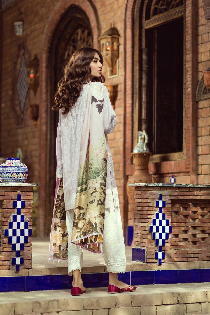 Get this ravishing Embroidered Pakistani unstitched dress at a best price by Kapray online casual prets 2018