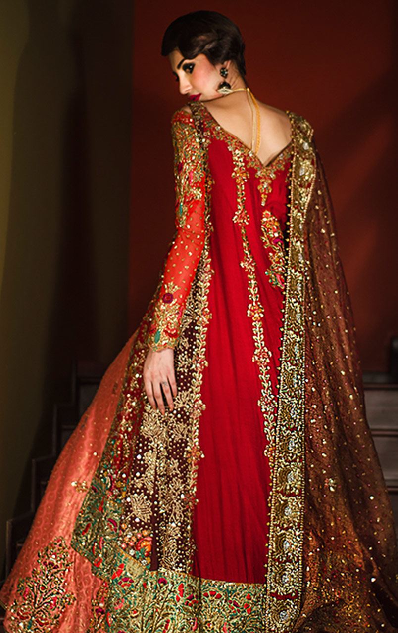 Heavily embellished Pakistani wedding wear dress by Pakistani fashion designer tena durrani available at a best price