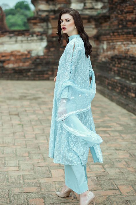 This beautiful Light Blue lawn unstitched Pakistani dress by Taana Baana casual spring collection 2019