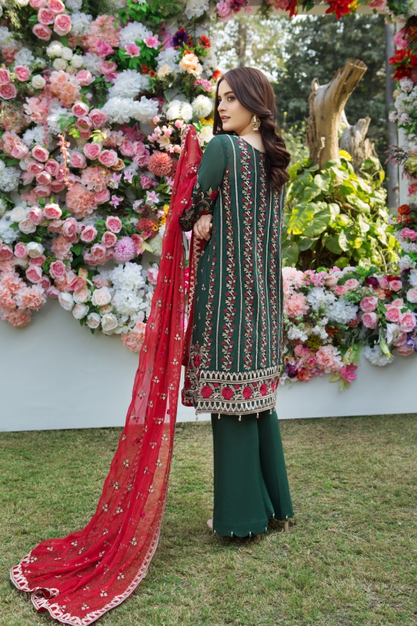Buy this 3 piece swiss lawn printed dress by Imrozia premium embroidered 2018 available at a best price of pkr 4850