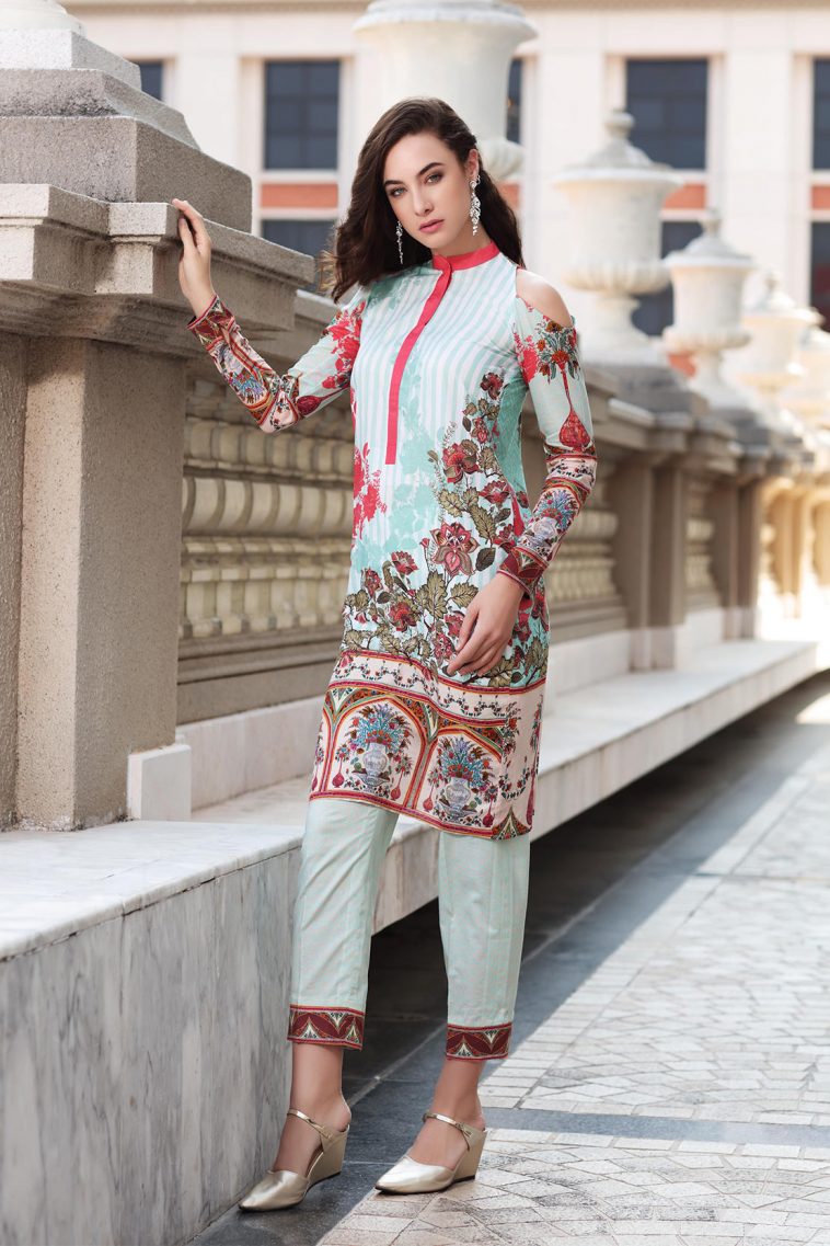 Buy this lawn dress at a very reasonable price of Rs.2500 by So Kamal spring summer collection