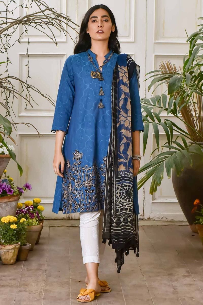 Graceful Pakistani embroidered Blue 2 piece unstitched pret by Khaadi new embroidered collection 2018