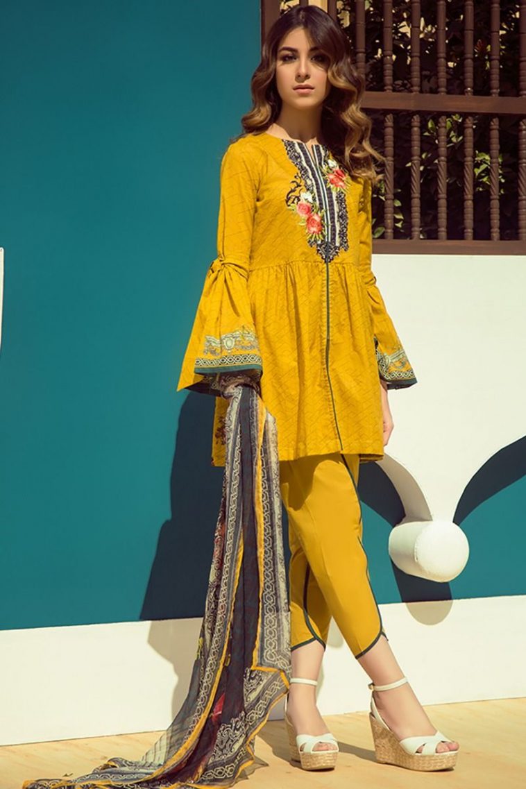 3 Piece Stitched Pakistani Lawn Dress Material offer by at Zellbury Clothing. Embroidered Neckline on a Printed Yellow Shirt with a dyed Cambric Trouser is best for Office Wear and University Wear. This casual chic dress gives a young look to all the girls who wear this dress. 