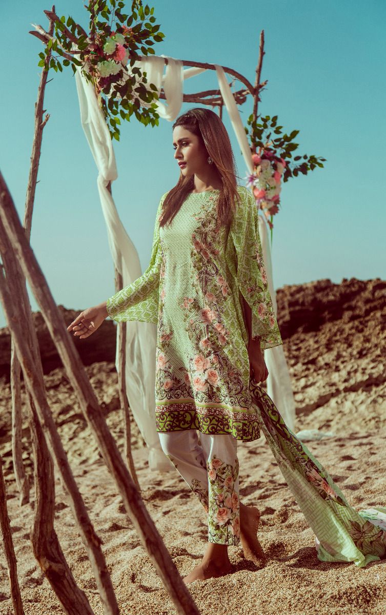 Top Pakistani Lawn Brands