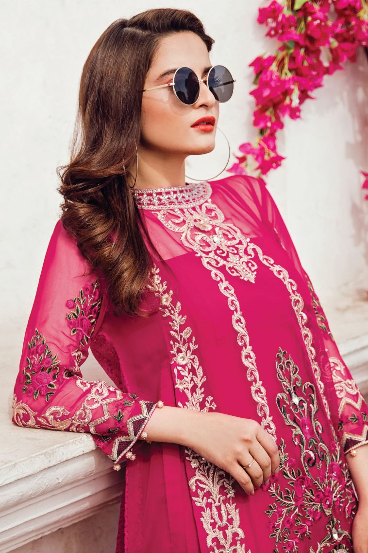 Buy this beautiful chiffon 3 piece unstitched dress by Imrozia Premium Eid wear collection 2018