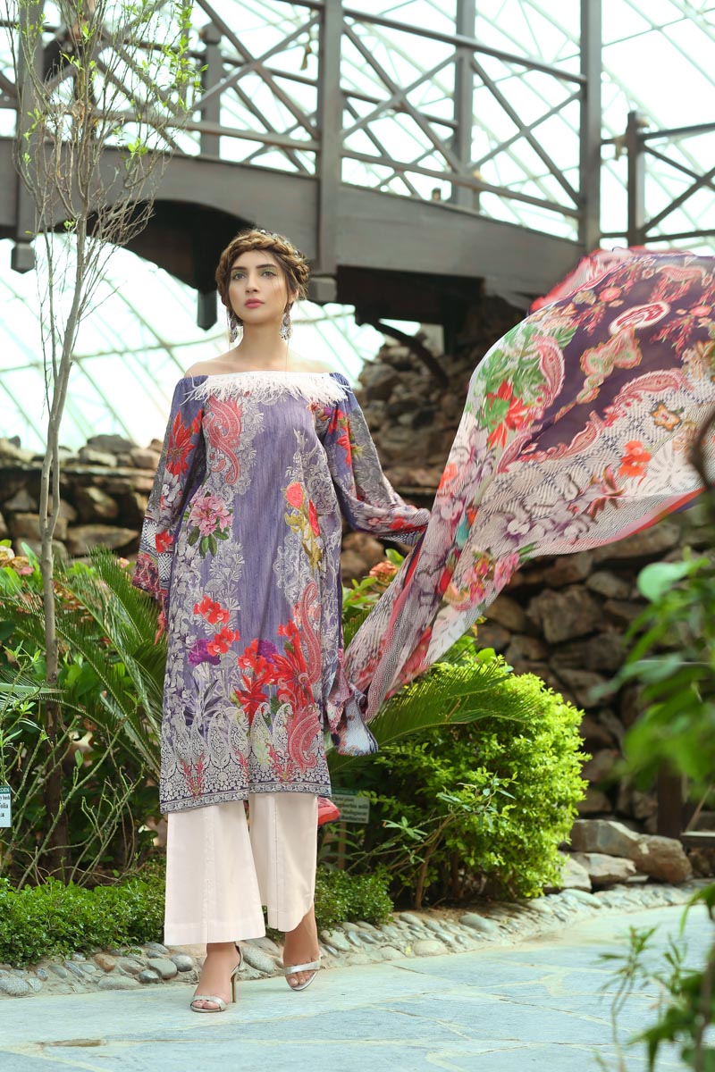 Buy this elegant unstitched Lawn dress at a very decent price of 3800 by Paras Eid Clothes in Sydney