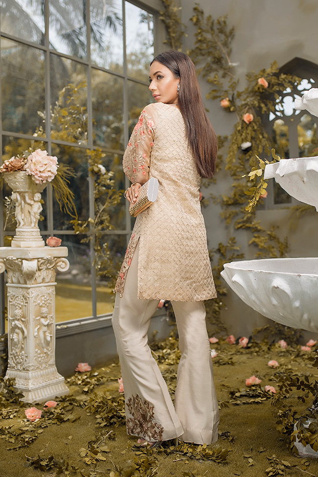Buy this elegant dress on discounted price online Gulaal pakistani party wear dresses online