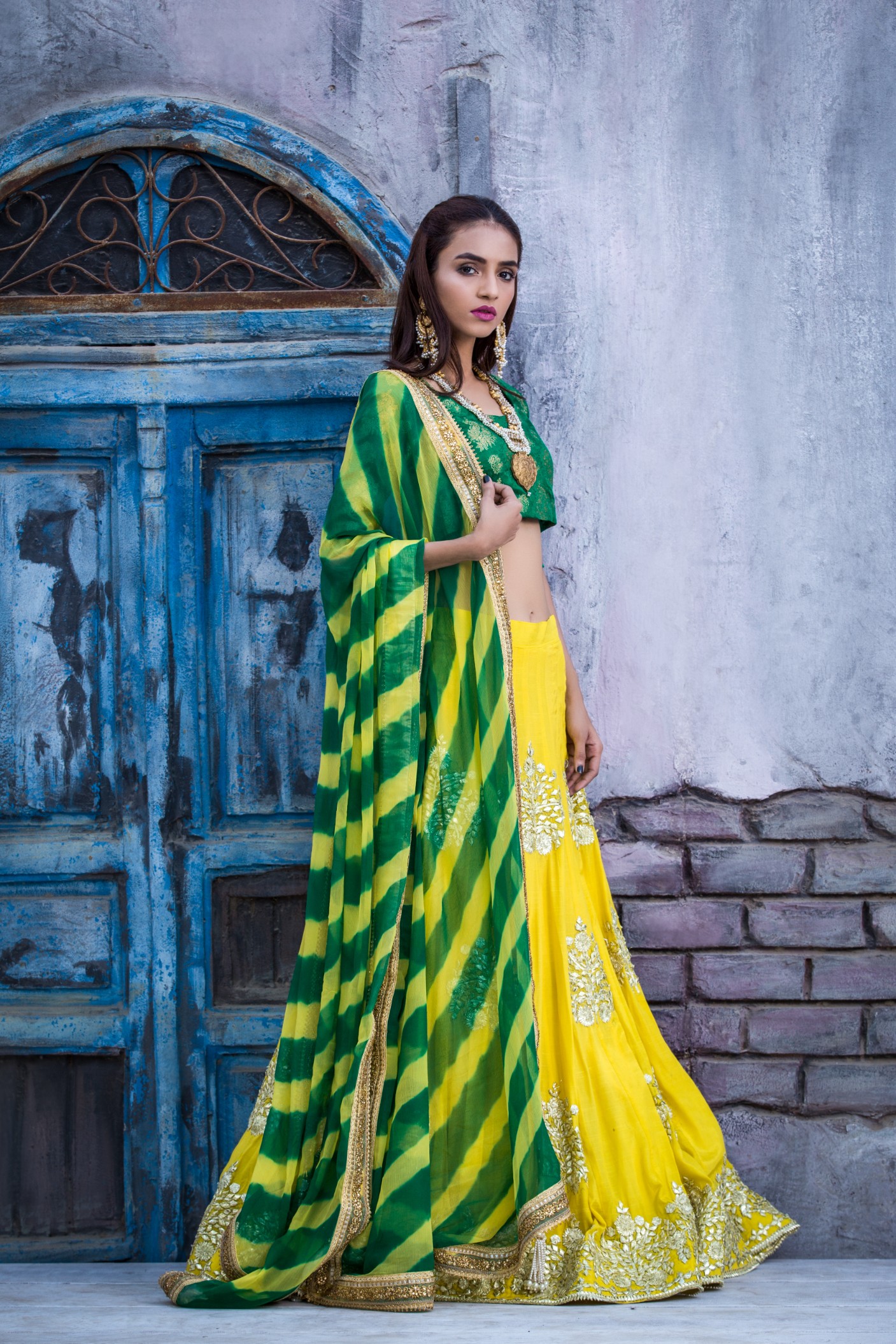 this pretty mehandi wear attire in silk at a best price by Sanober Azfer mehndi dresses