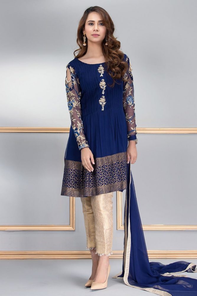 Buy Ravishing and Vibrant Pakistani Formal Dresses by Phatyma Khan Eid ...