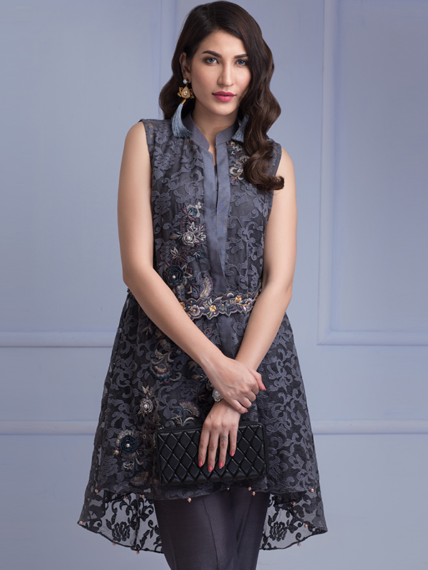 A very elegant grey Pakistani party dress by Umsha official online