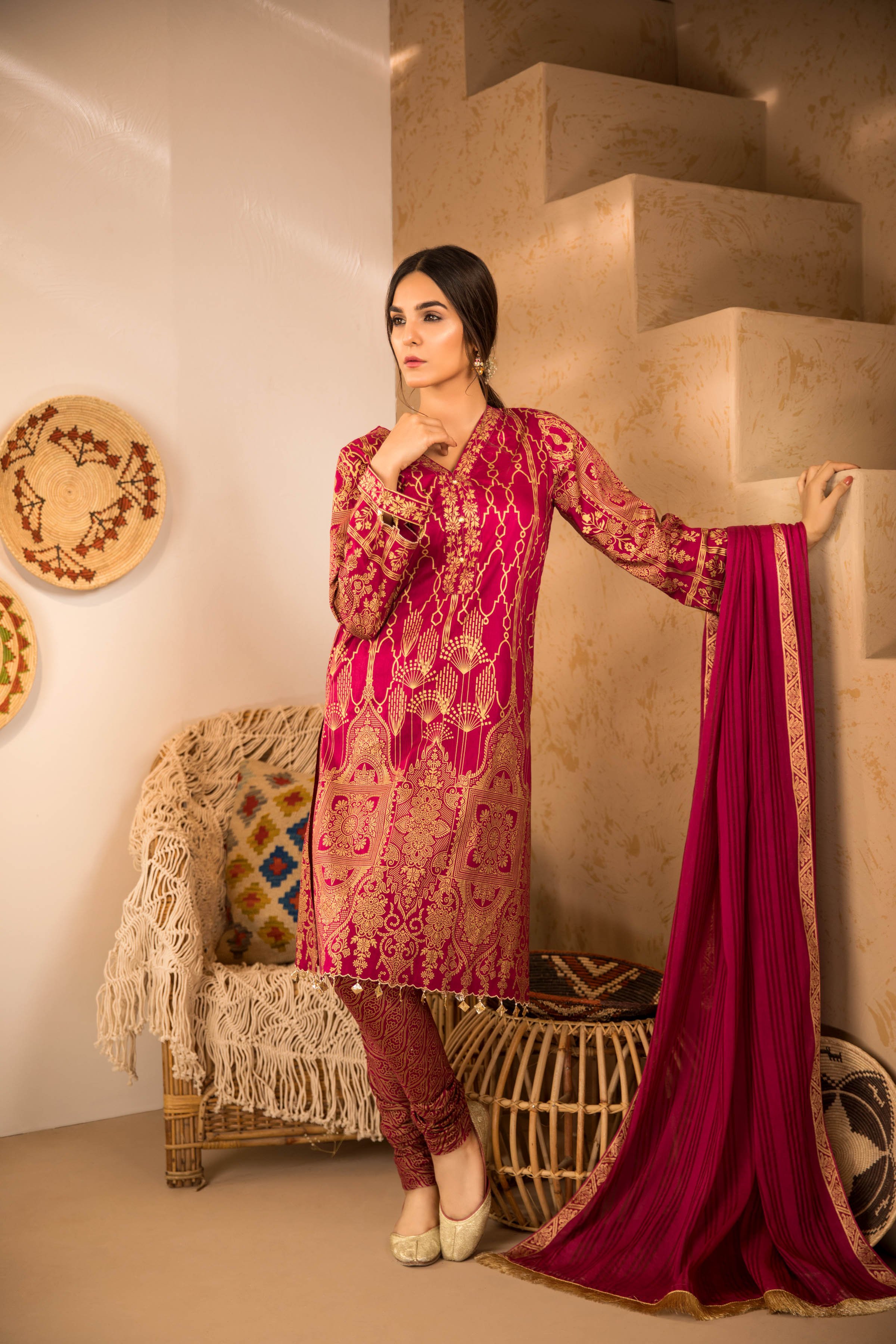 Traditional and beautiful red best Pakistani dress by Sapphire online