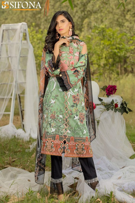 Pakistani Eid Dresses Online Shopping in Pakistan