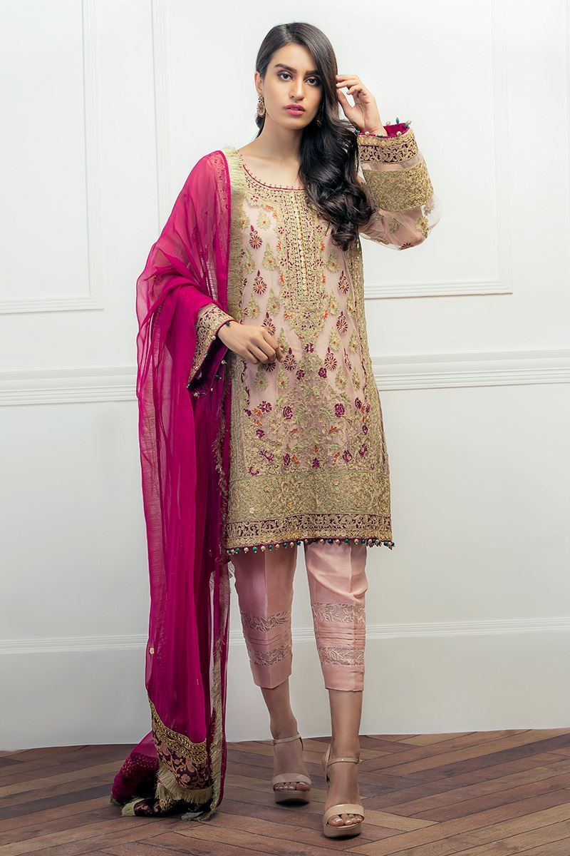 A luscious smoky pink Aisha Imran's embroidered net kurta with gota aari work details.