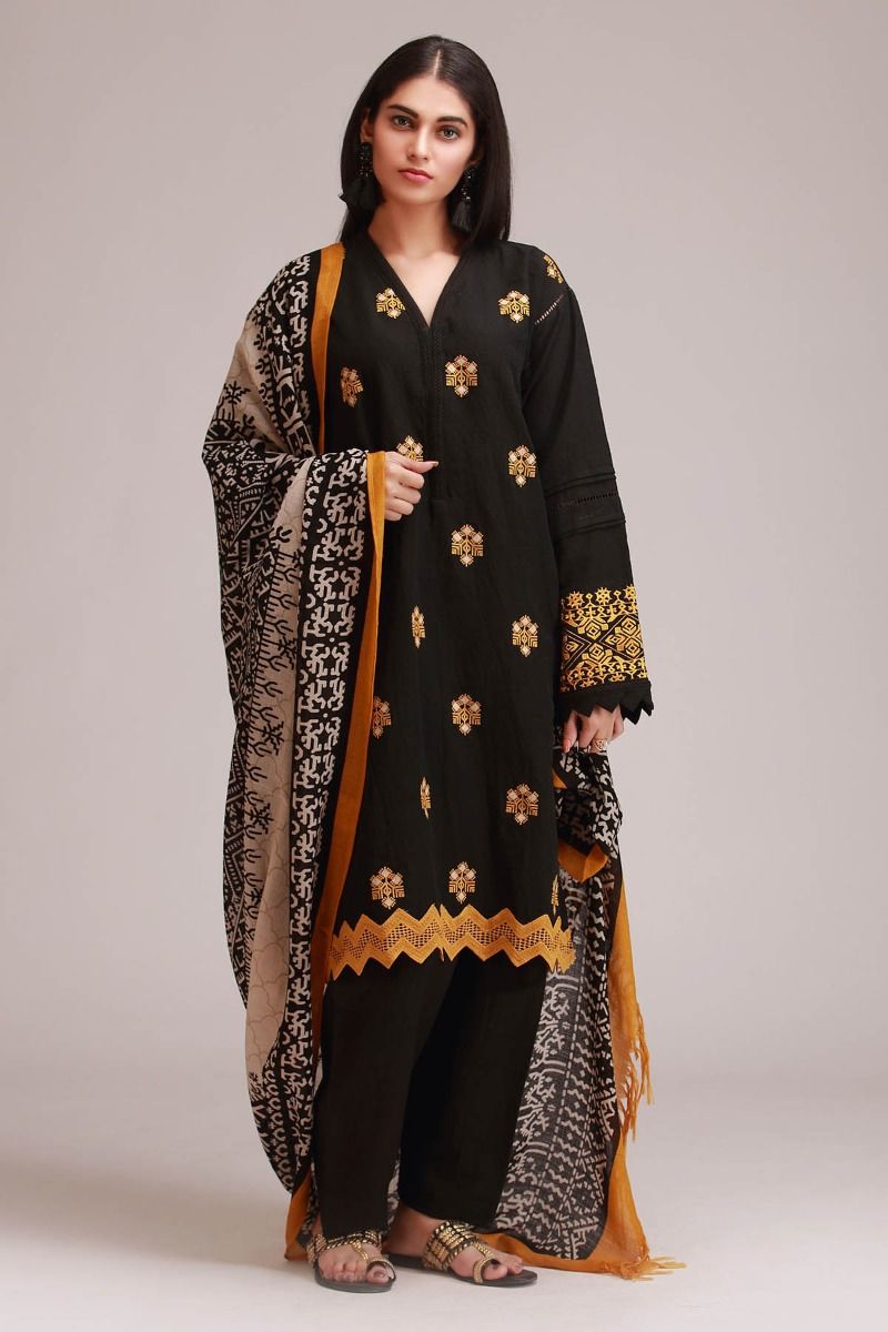 Black Winter Dress by Khaadi in Khaddar Fabric with Warm Shawl