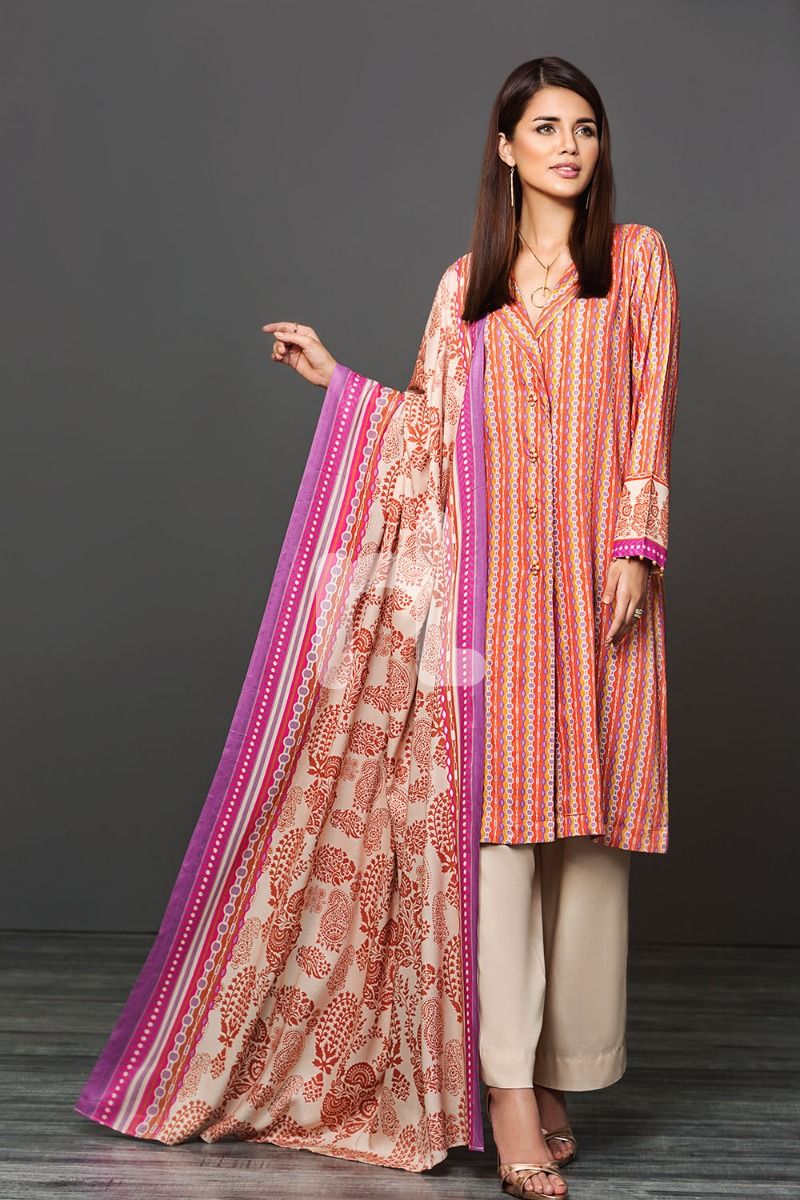 This beautiful peach Pakistani three piece dress is available online for sale