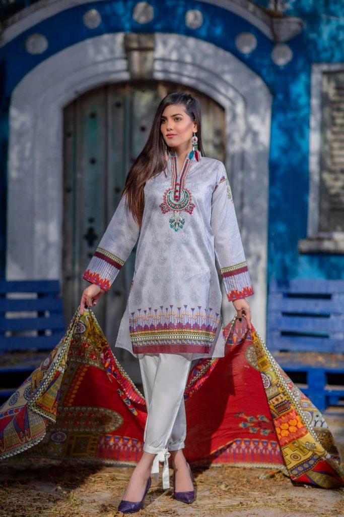 Digitally printed & Embroidered Lawn shirt with Printed Lawn dupatta by So Kamal