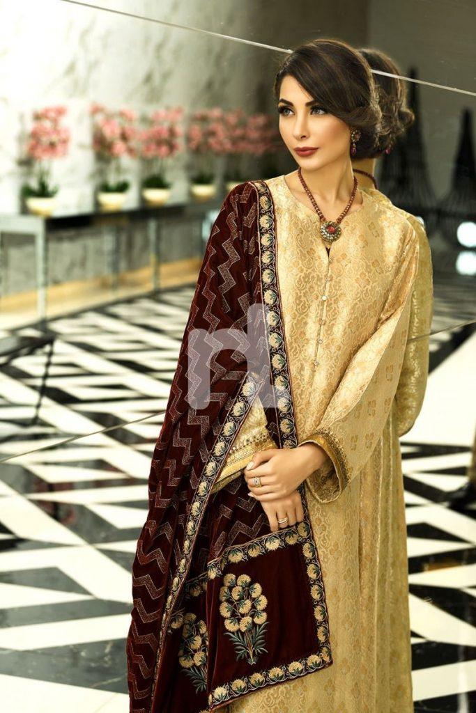 Nishat Linen Elegant Golden formal wear
