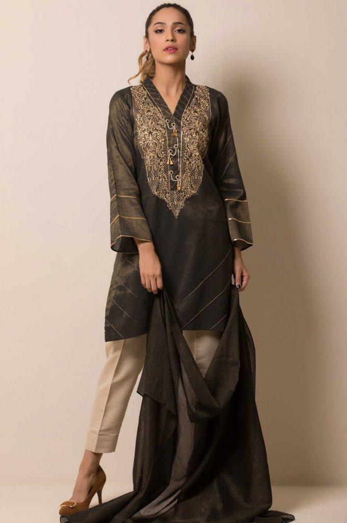 Zeen Woman Black Embroidered Eid Dress