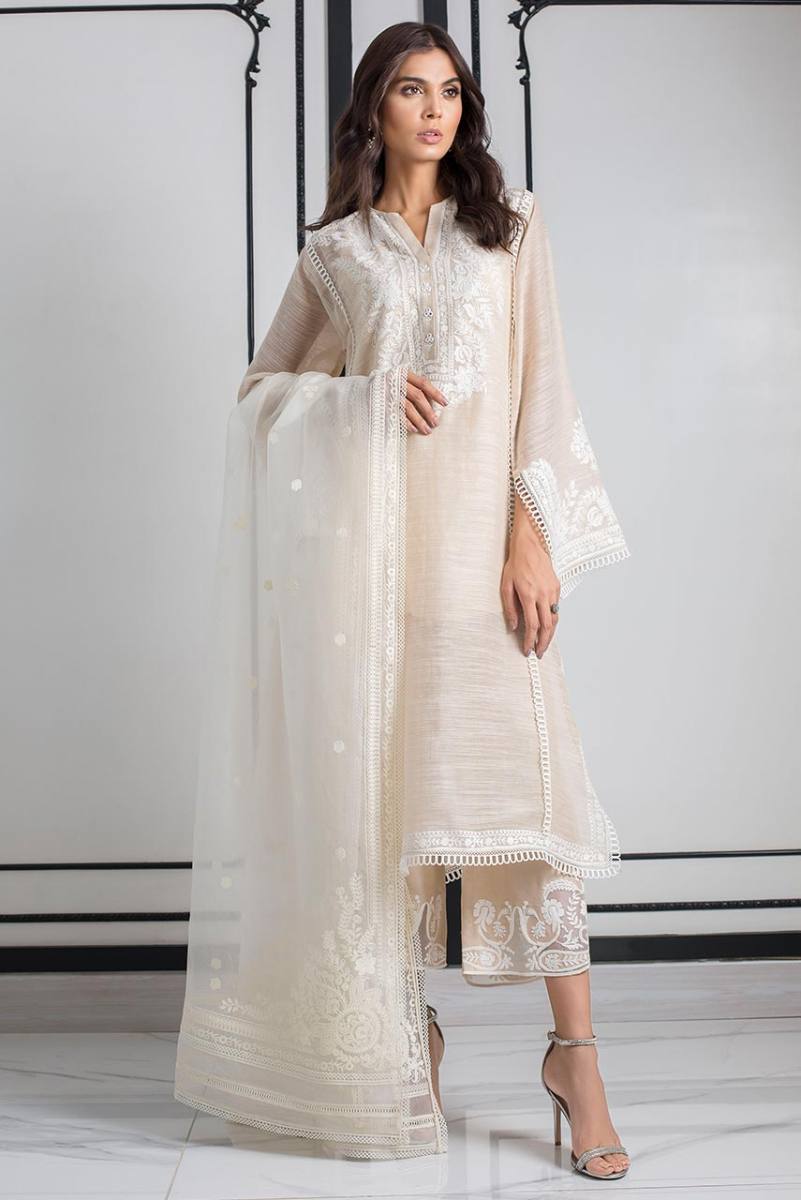Sania Maskatiya Pakistani Wedding Dress in UK