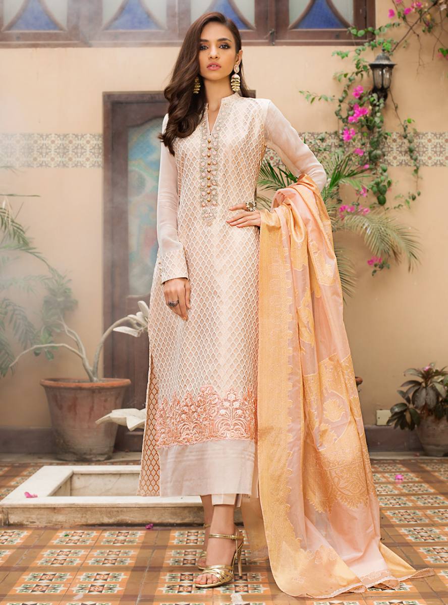 bride dress 2018 pakistani